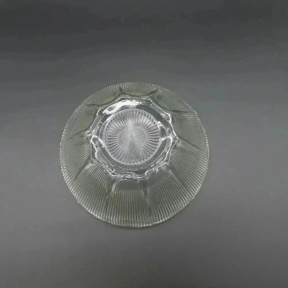 Vintage 1940's ribbed depression glass fruit bowl, RARE ribbed fluted glass 8" b - Picture 4 of 5